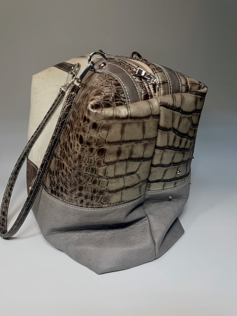 THE LEATHER PATCHWORK BOXY TOTE - NH228