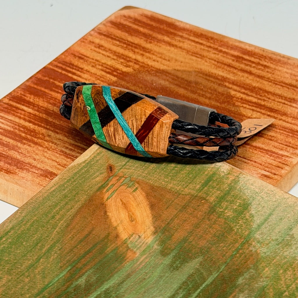 X SMALL MIXED MEDIA WOOD ABSTRACT MAGNETIC CLASP BRACELET NL301