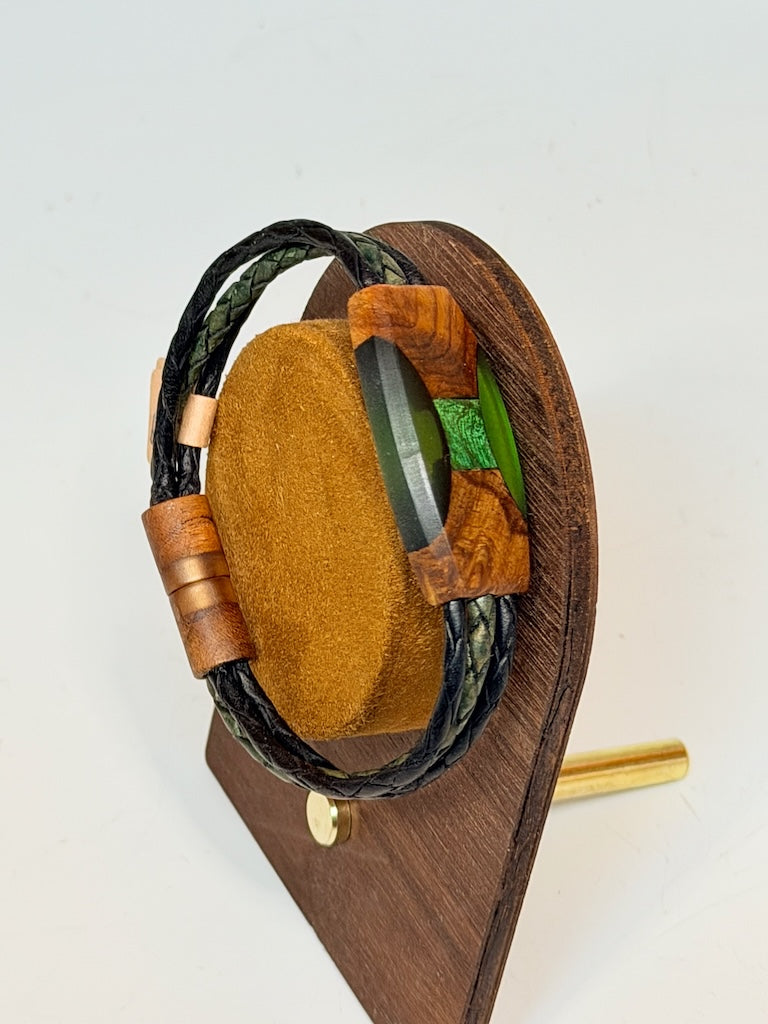SMALL ELLIPSE MIXED MEDIA WOOD BRACELET WITH MAGNETIC CLASP NL369