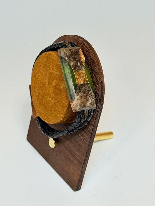 LARGE ELLIPSE MIXED MEDIA WOOD BRACELET WITH MAGNETIC CLASP NL387