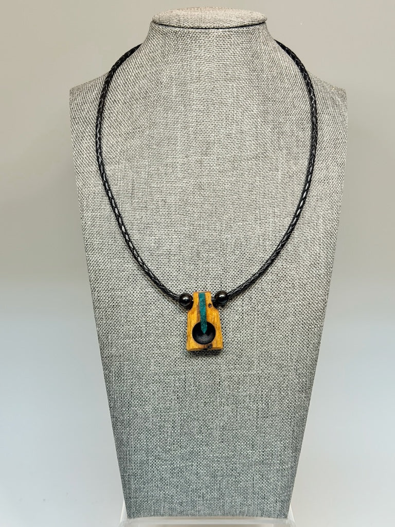 NEXUS MIXED MEDIA AND WOOD NECKLACE WITH STAINLESS STEEL CLOSURE - NL408