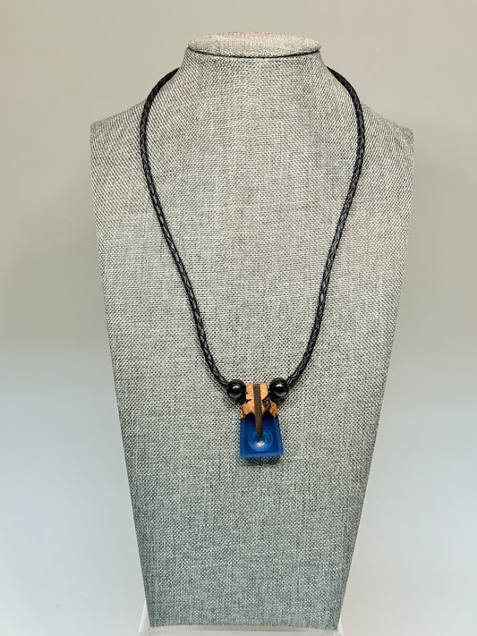 NEXUS LE MIXED MEDIA AND WOOD NECKLACE WITH STAINLESS STEEL CLOSURE - NL412