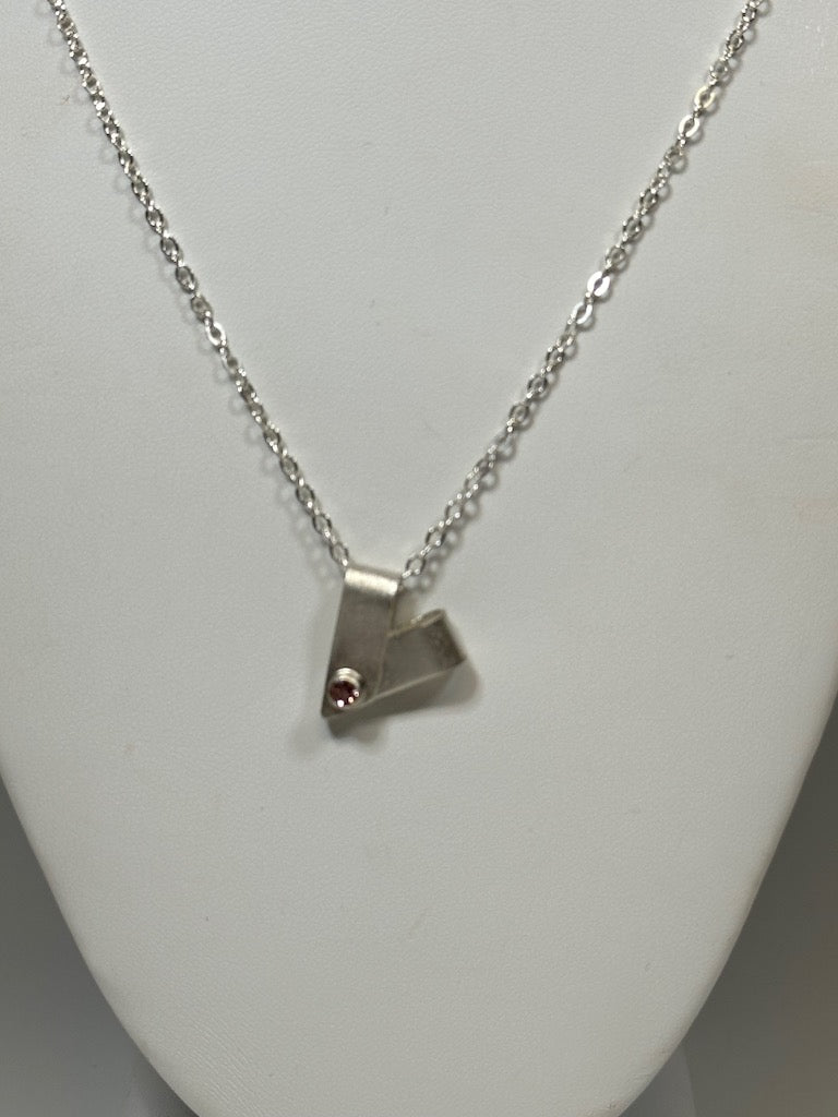 PINK TOURMALINE HEART STERLING SILVER NECKLACE - NM549N