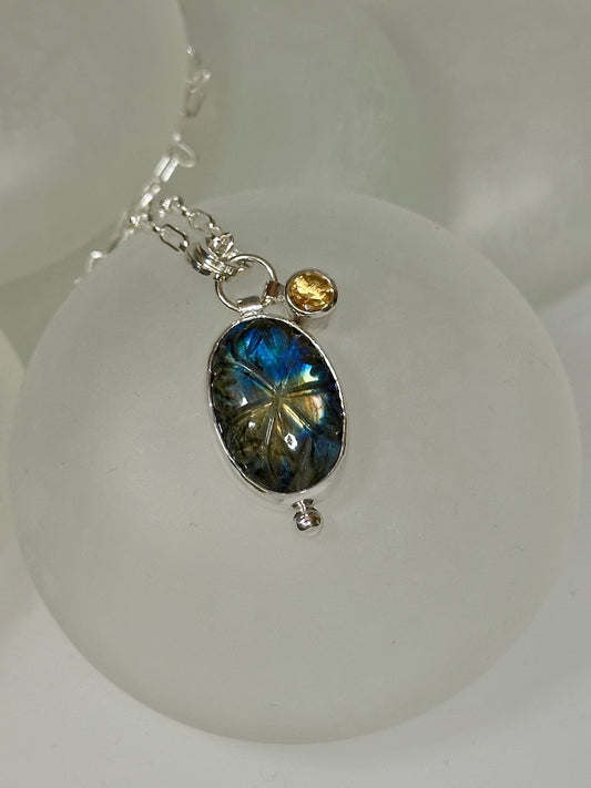 CARVED LABRADORITE AND CITRINE STERLING SILVER NECKLACE - NM562N