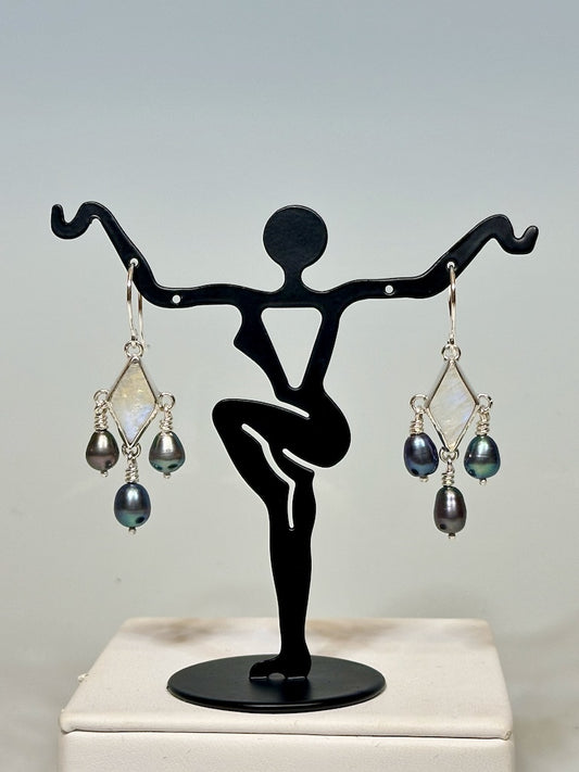 MOONSTONE AND BLACK PEARL CHANDELIER Sterling Silver Earrings  NM574E