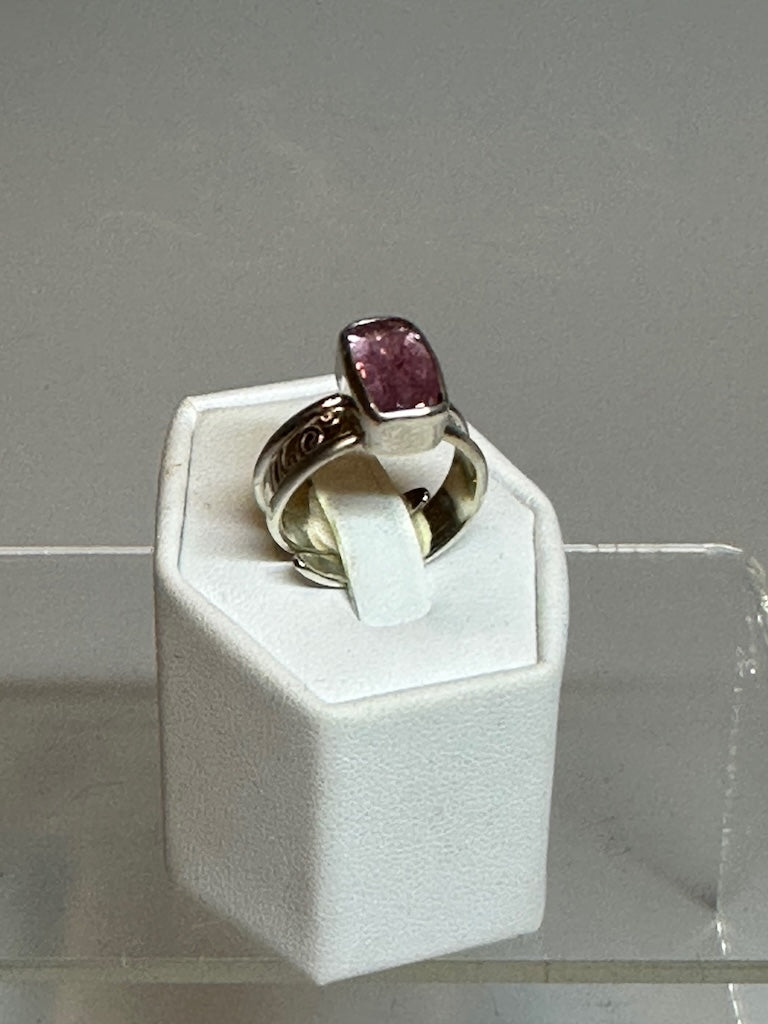 PINK IMPERIAL TOPAZ AND STERLING SILVER ADJUSTABLE RING NM592R