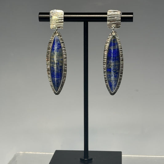 LAPIS LAZULI AND STERLING SILVER POST EARRINGS NM599E