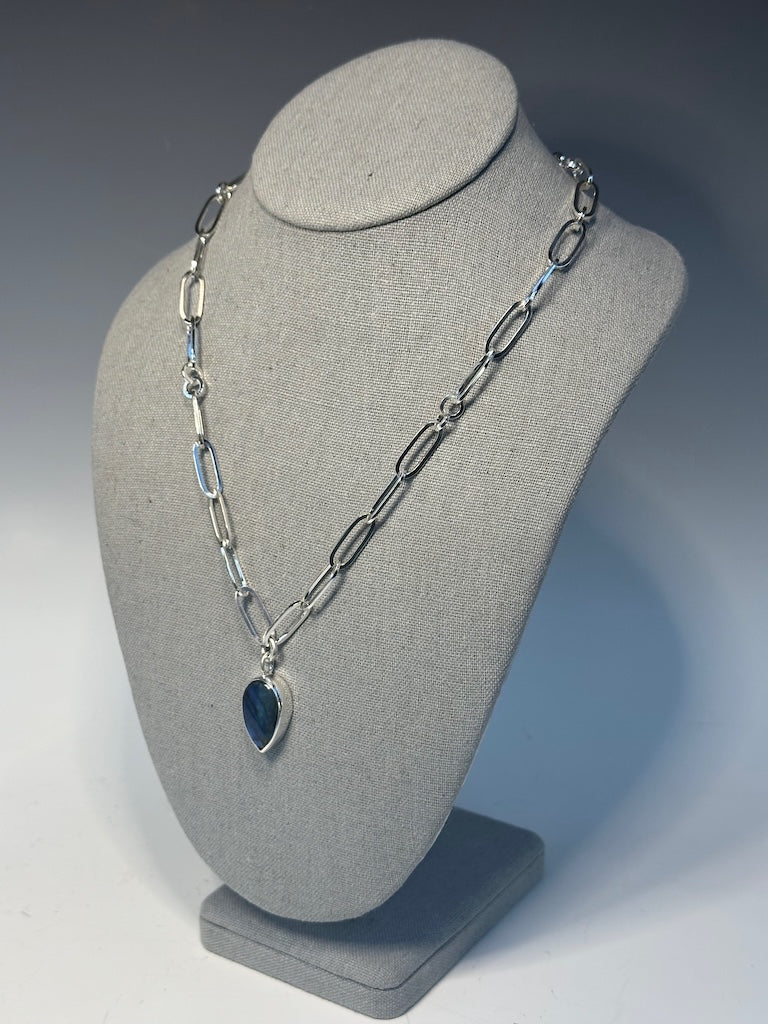 BLUE LABRADORITE STERLING SILVER NECKLACE - NM608