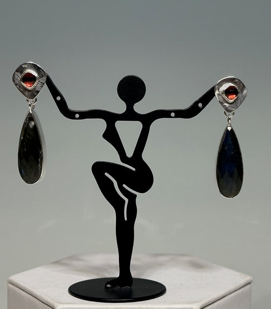 GARNET, TOURMALINE AND STERLING SILVER POST EARRINGS NM639E