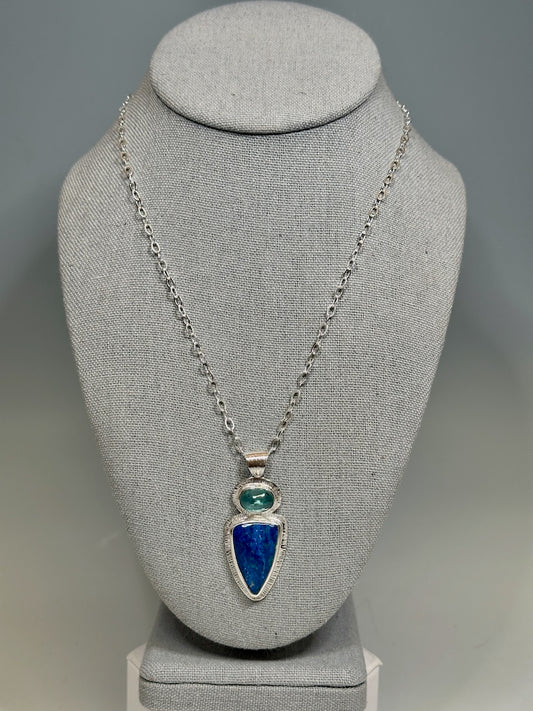 KYANITE AND AZURITE NECKLACE - NM644N