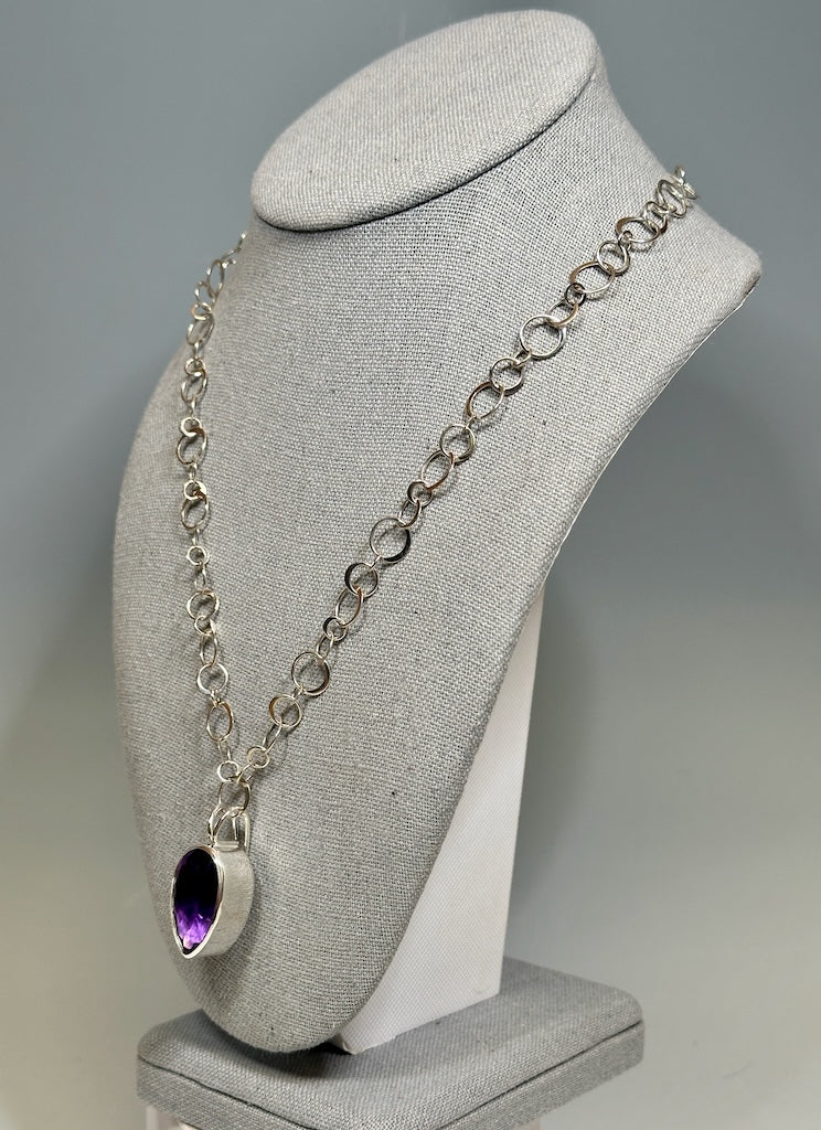 LARGE AMETHYST PENDANT NECKLACE - NM645N