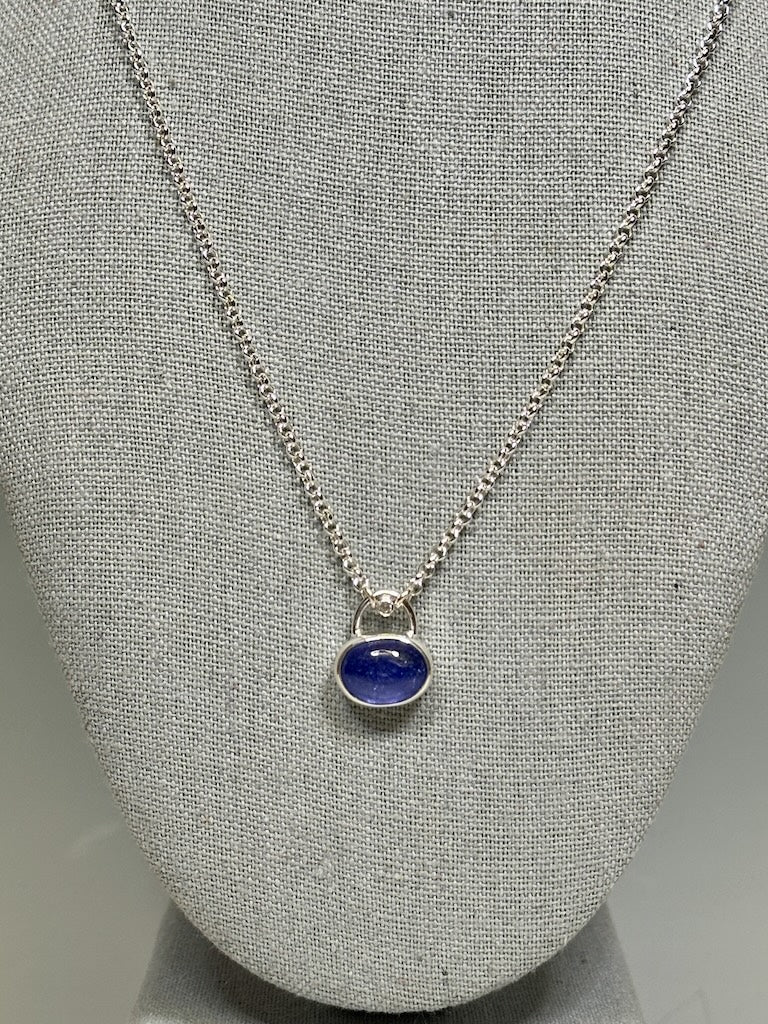 TANZANITE AND WHITE SAPPHIRE NECKLACE - NM646N