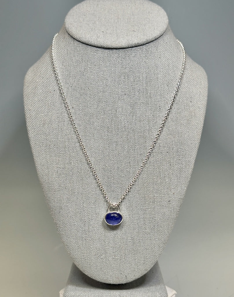 TANZANITE AND WHITE SAPPHIRE NECKLACE - NM646N