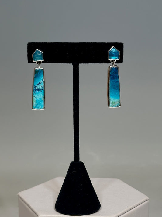 CHRYSOCOLLA AND APATITE EARRINGS NM653E