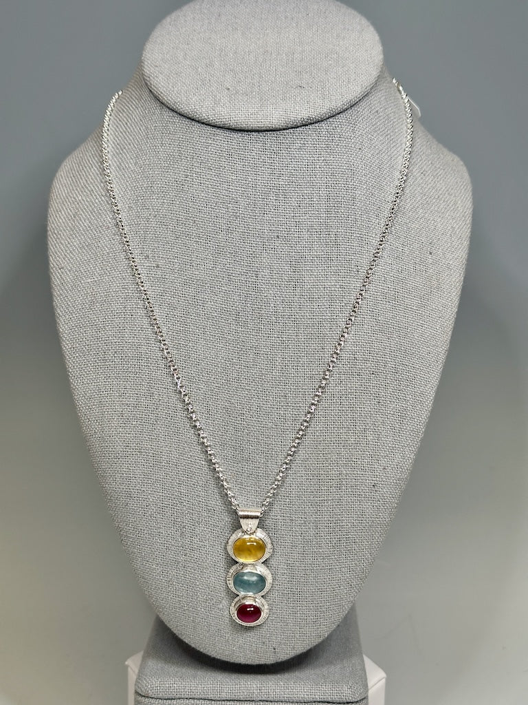 GOLDEN BERYL, KYANITE AND RUBY NECKLACE - NM656N