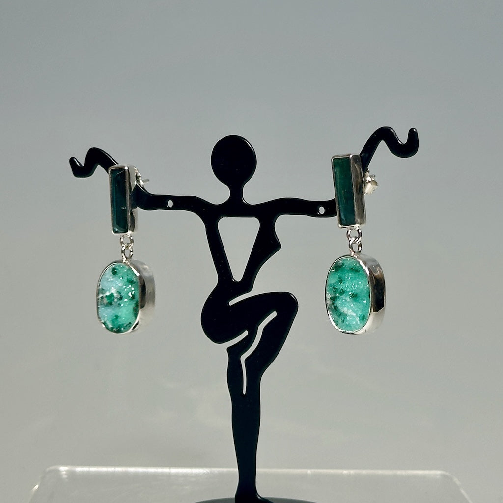 GREEN TOURMALINE AND DRUZY GEM SILICA EARRINGS NM658E