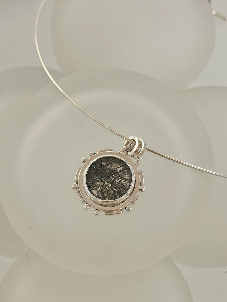 RUTILATED QUARTZ NECKLACE - NM664N