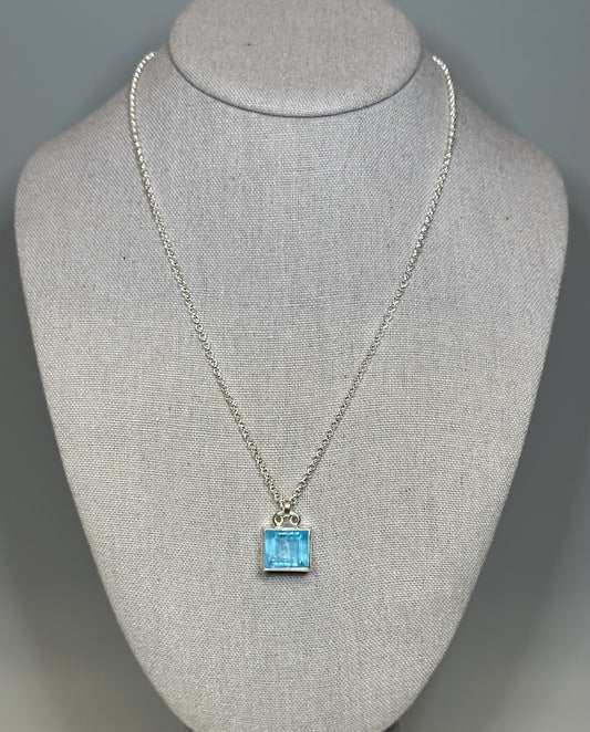 AQUAMARINE STERLING SILVER NECKLACE - NM674N
