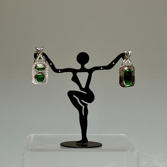 GREEN VINTAGE GLASS REVERSIBLE EARRINGS NM686E
