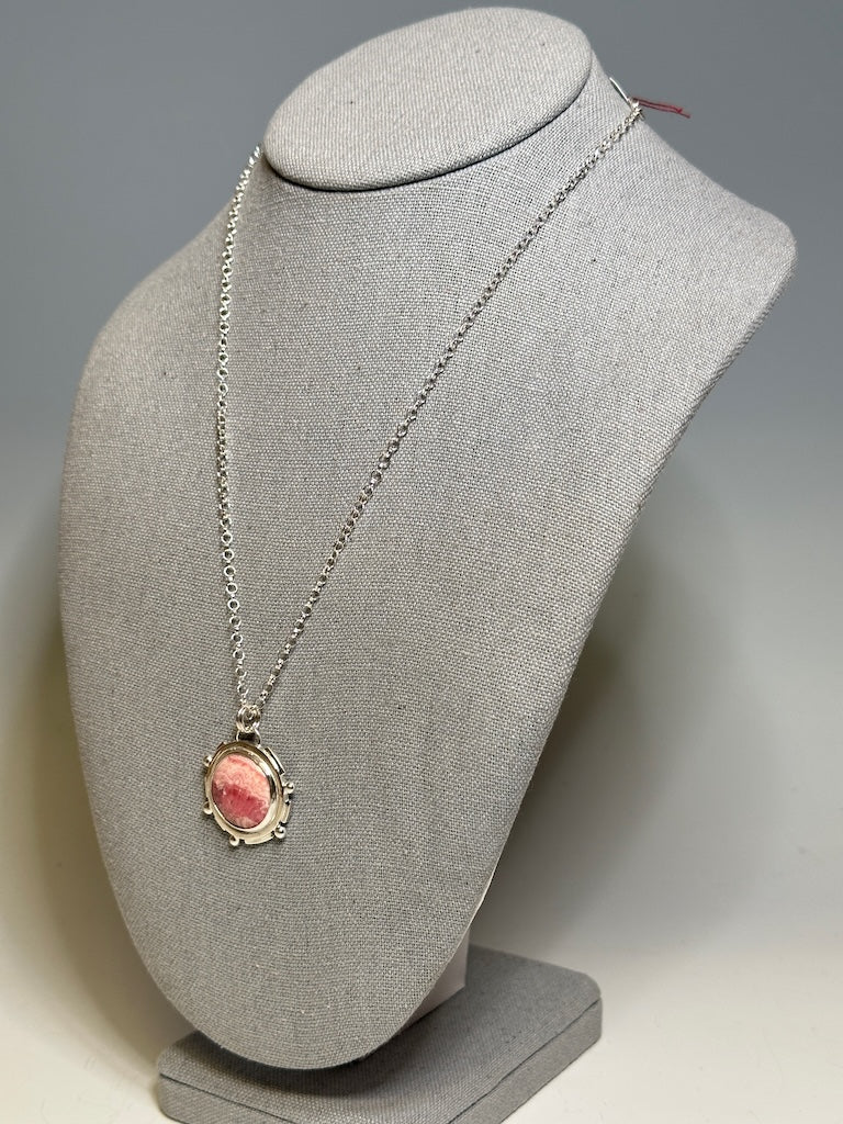 ROUND RHODOCHROSITE STERLING SILVER NECKLACE - NM669N