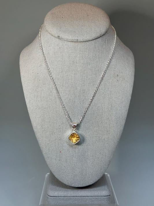 CITRINE AND SAPPHIRE STERLING SILVER NECKLACE NM704N