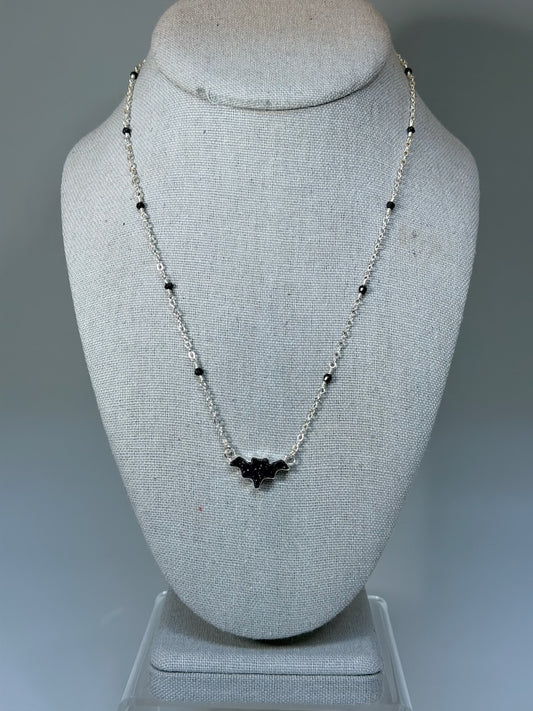 SUNSTONE BAT STERLING SILVER NECKLACE NM705N
