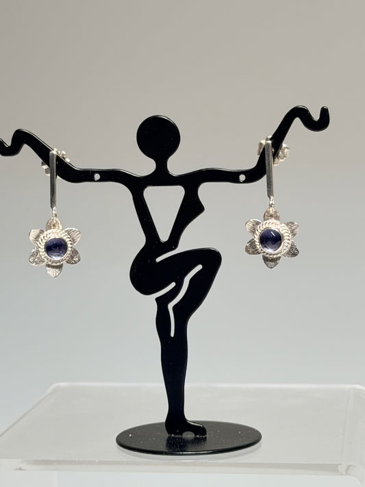 SMALL FLOWER IOLITE EARRINGS NM728E