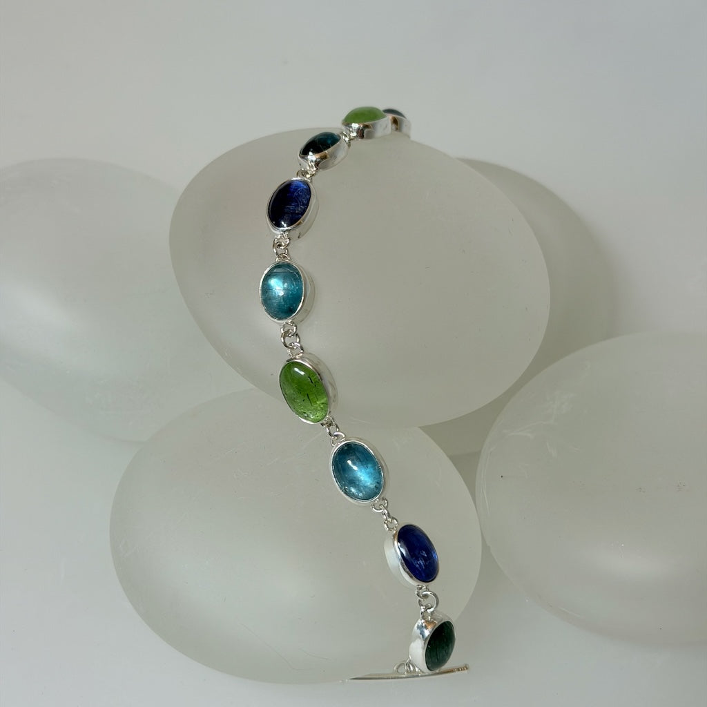 BLUE AND GREEN KYANITE BRACELET NM730B