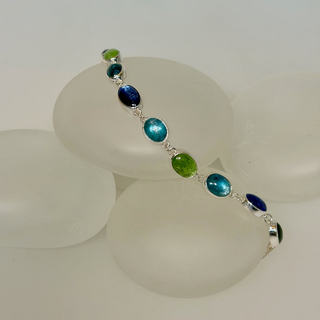 BLUE AND GREEN KYANITE BRACELET NM730B