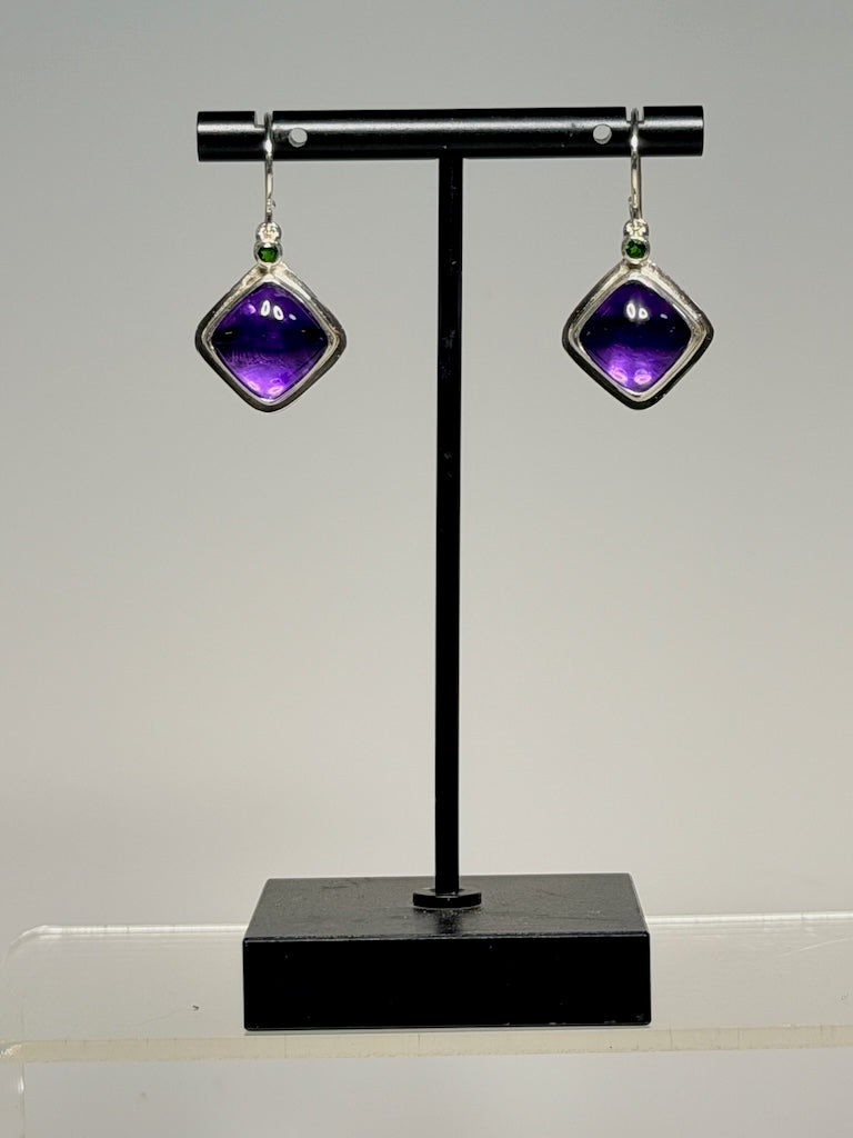 AMETHYST AND CHROME DIOPSIDE EARRINGS NM737E