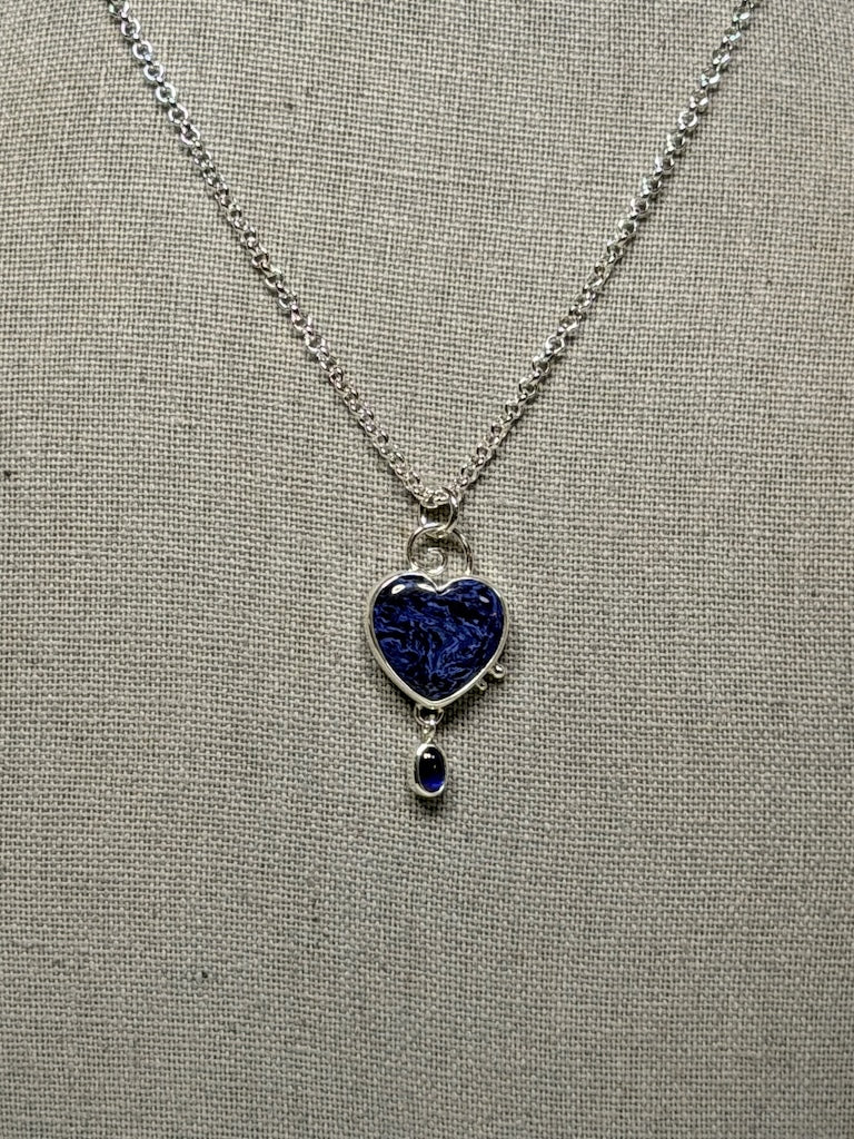 PIETRESITE HEART AND BLUE SAPPHIRE STERLING SILVER NECKLACE NM740N