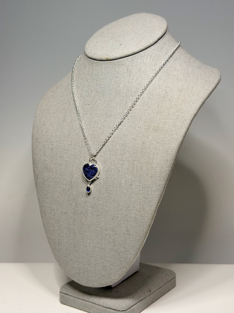 PIETRESITE HEART AND BLUE SAPPHIRE STERLING SILVER NECKLACE NM740N