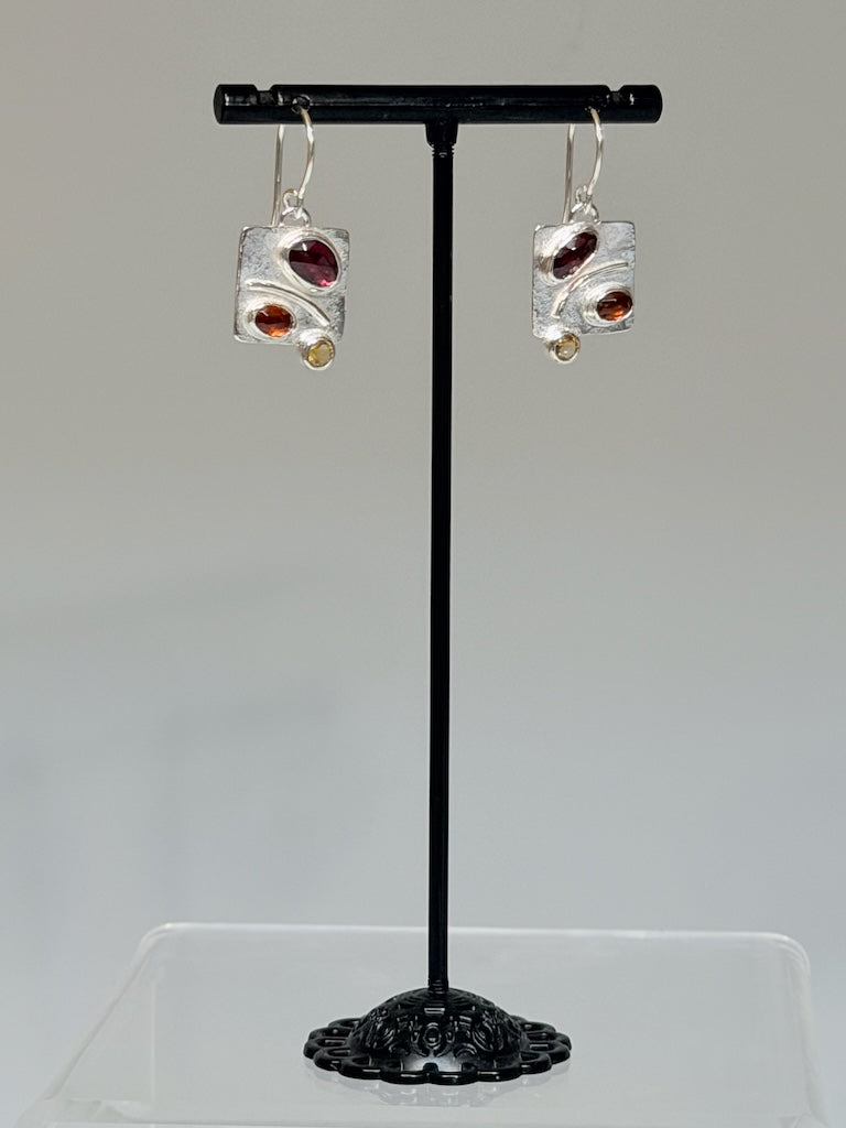 GARNET, HESSONITE GARNET & CITRINE EARRINGS NM748E