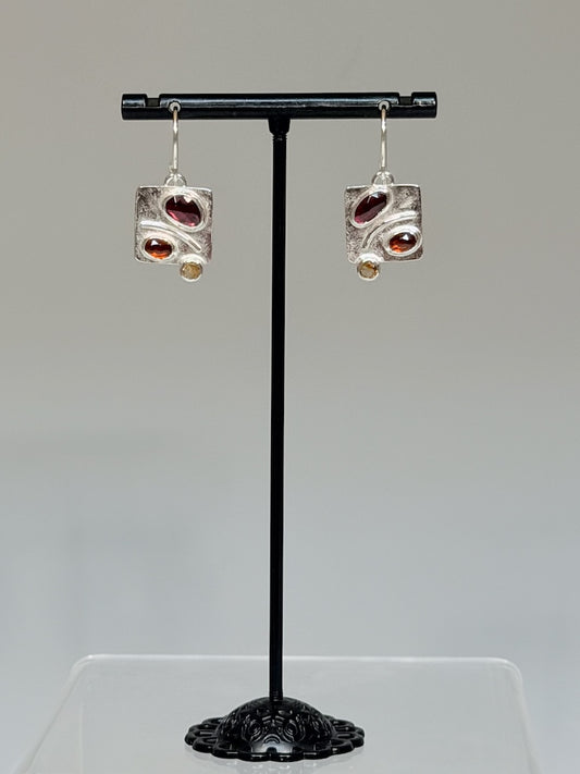 GARNET, HESSONITE GARNET & CITRINE EARRINGS NM748E