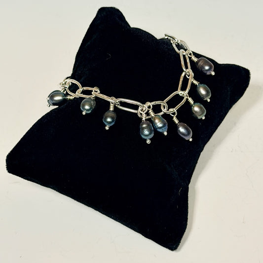 BLACK PEARL AND STERLING SILVER BRACELET NM752B