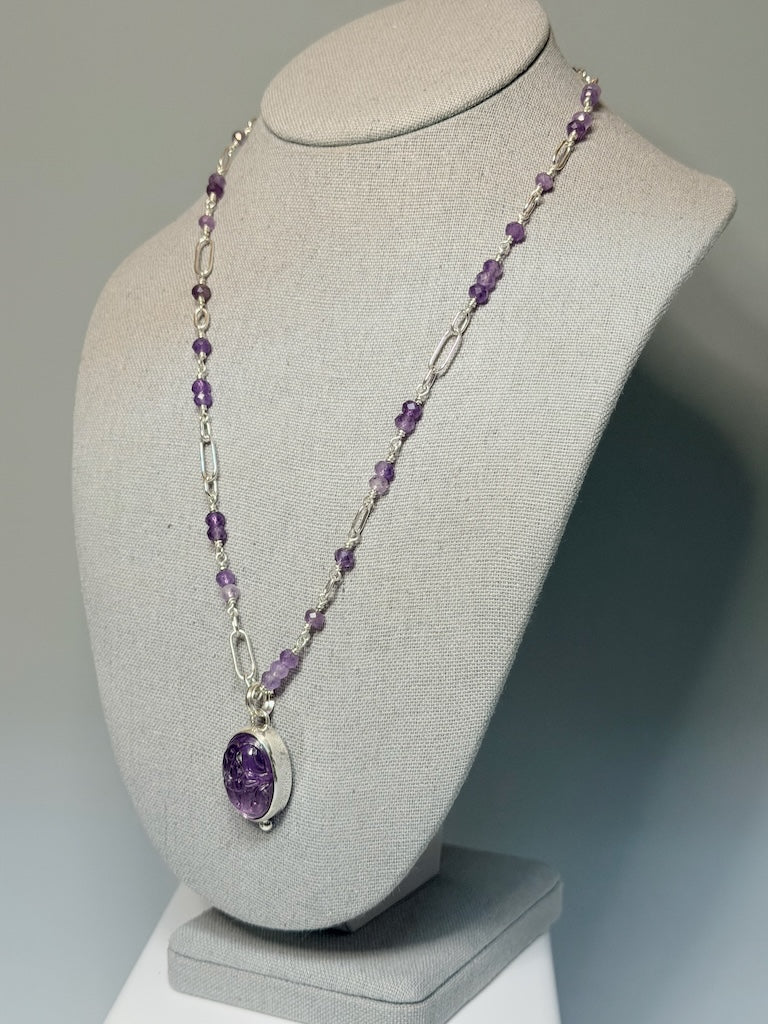 CARVED AMETHYST PENDANT WITH HANDMADE STERLING SILVER CHAIN NM762N