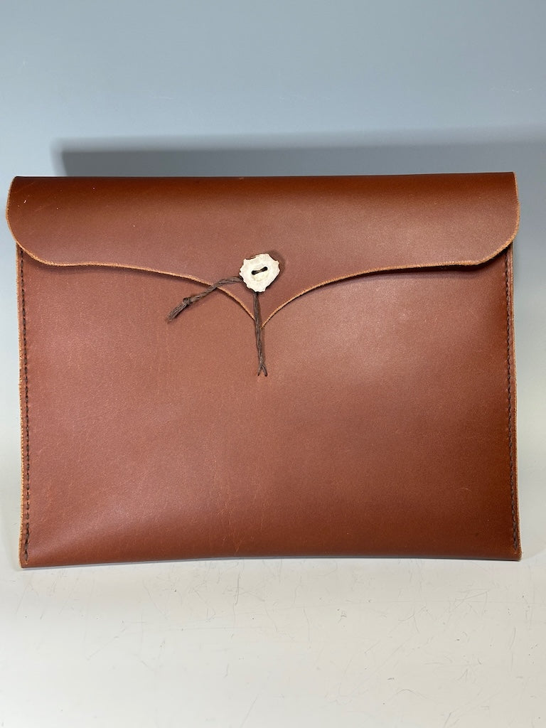 HANDMADE BROWN LEATHER DAY PLANNER WITH ANTLER CLOSURE PB132