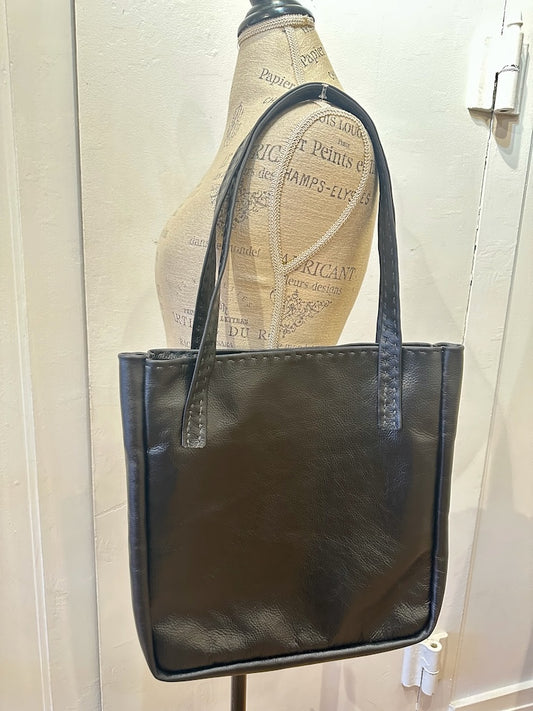 M'S TOTE IN BLACK HANDBAG PB10