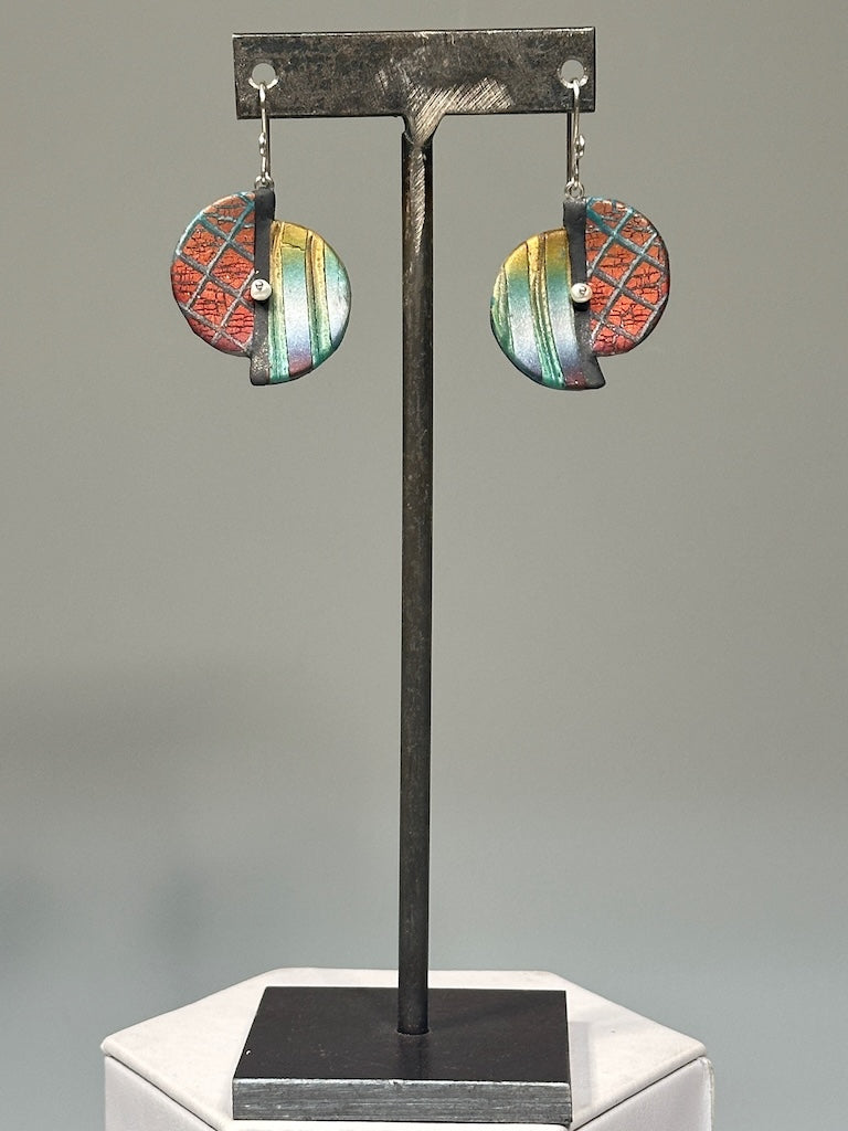 MULTI PATTERN SPLIT POLYMER CLAY EARRINGS WITH FRESH WATER PEARL CENTERS ON STERLING SILVER EAR WIRES PCE855