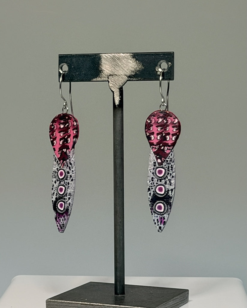 KEYHOLE SHAPED POLYMER CLAY EARRINGS ON STAINLESS STEEL EAR WIRES PCE910