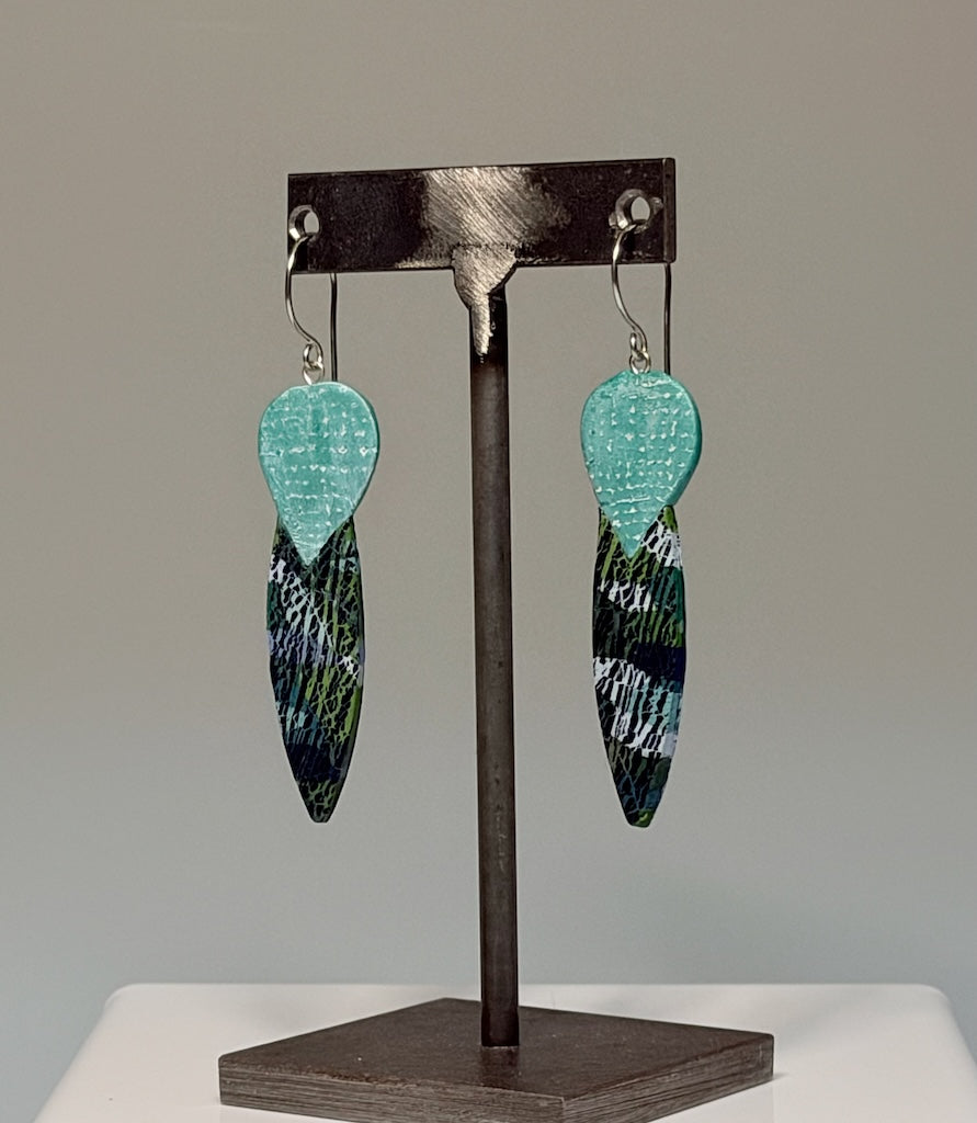 KEYHOLE SHAPED POLYMER CLAY EARRINGS ON STAINLESS STEEL EAR WIRES PCE912