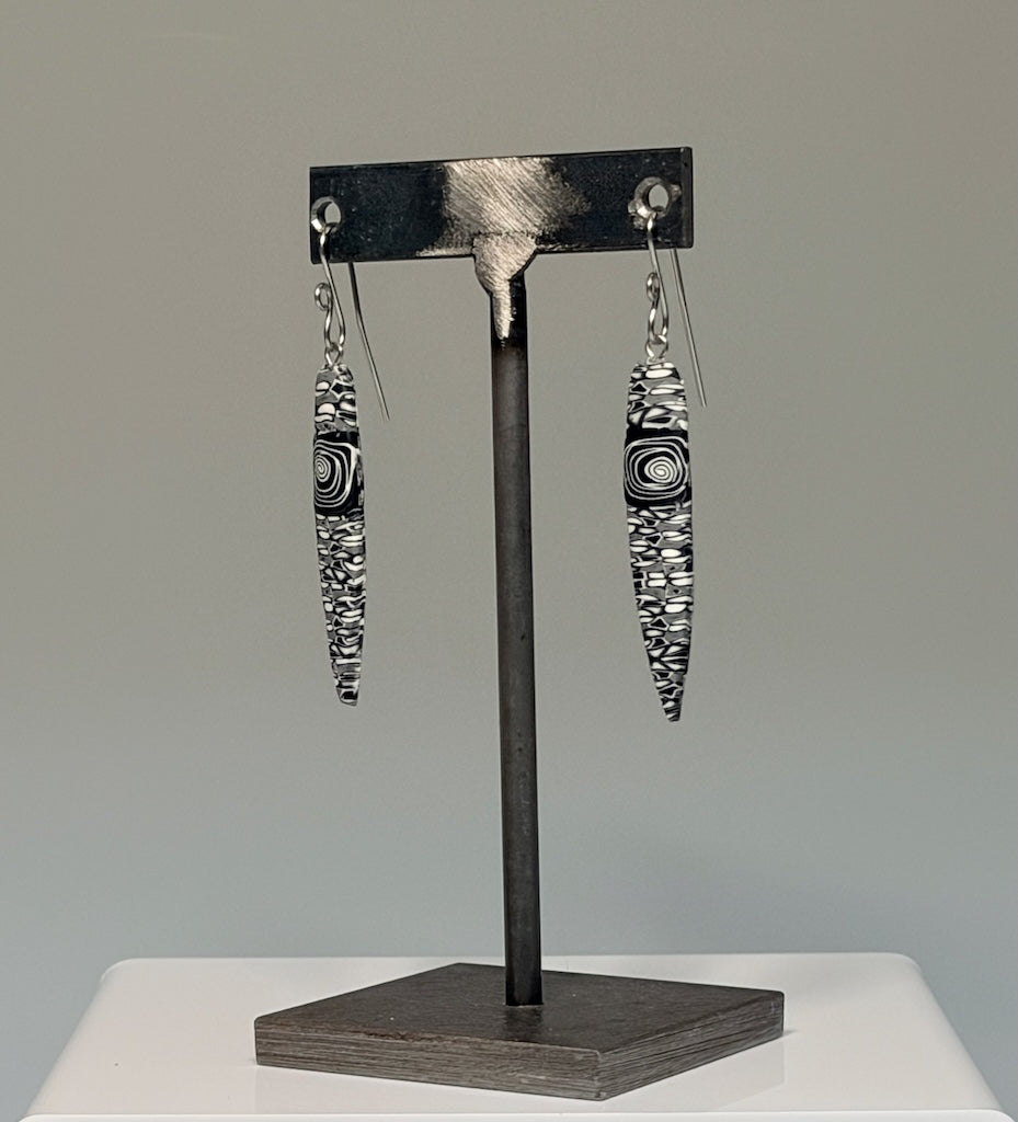 BLACK AND WHITE POLYMER CLAY EARRINGS ON STAINLESS STEEL EAR WIRES PCE913