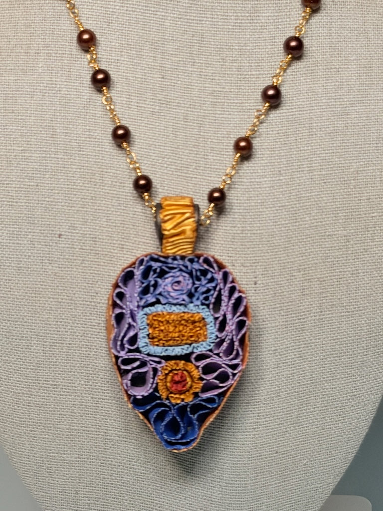 UNIQUE RIBBON EFFECT POLYMER CLAY PENDANT PCN920