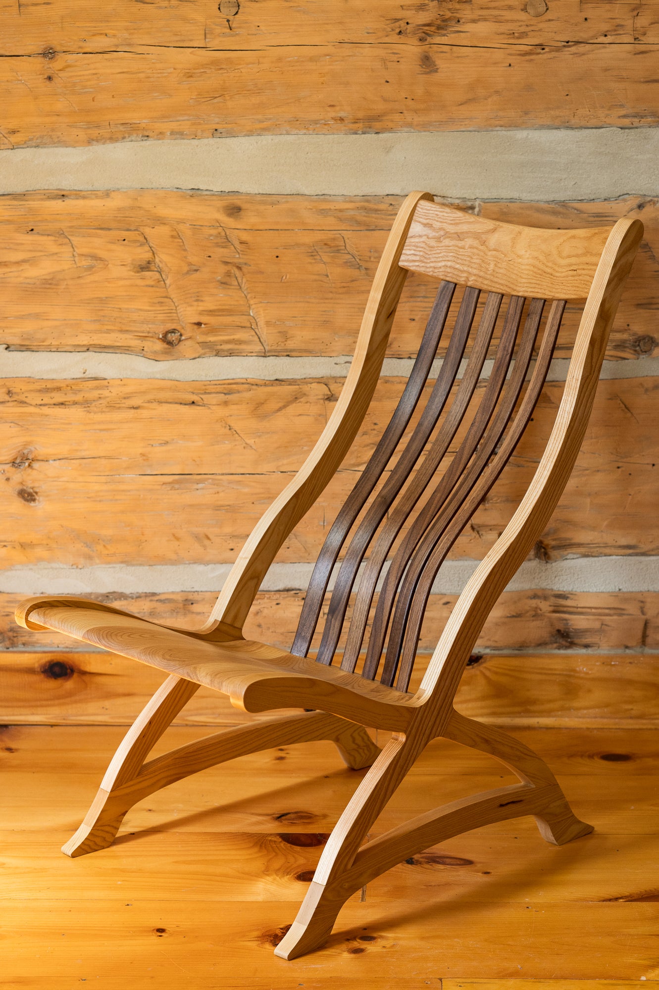 BARCELONA CHAIR WITH ASH AND WALNUT