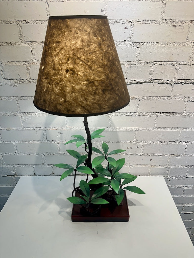 FOREST GREEN LAUREL LEAF HAND FORGED METAL LAMP WITH SHADE