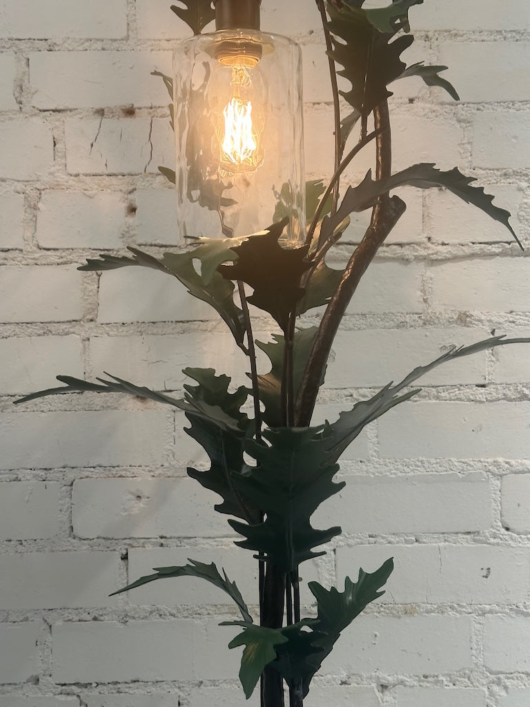 RED THISTLE FIELD STUDY LAMP