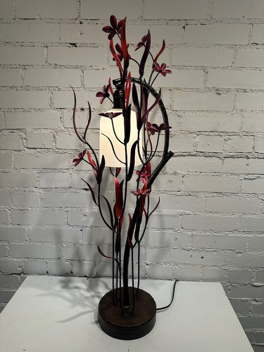 SMALL RED FLOWER FIELD STUDY LAMP WITH FROSTED BELL SHADE