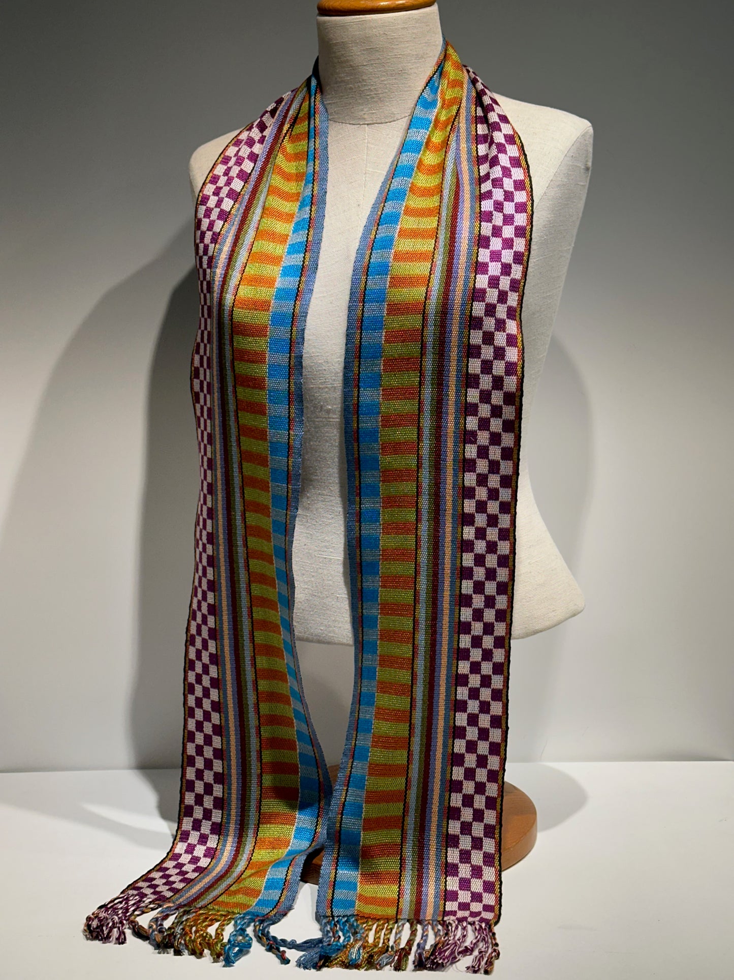 SILK AND TENCEL HANDWOVEN SCARF - SS180