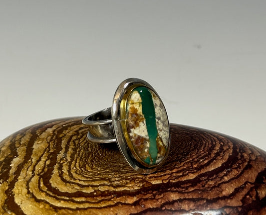 GREEN RIBBON TURQUOISE ADJUSTABLE RING IN NUGOLD AND STERLING WK104