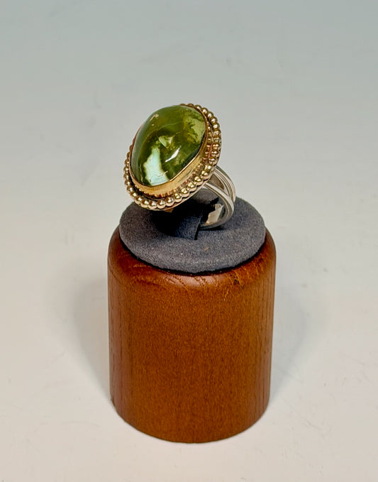 GREEN TURQUOISE AND STERLING SILVER ADJUSTABLE RING WK141